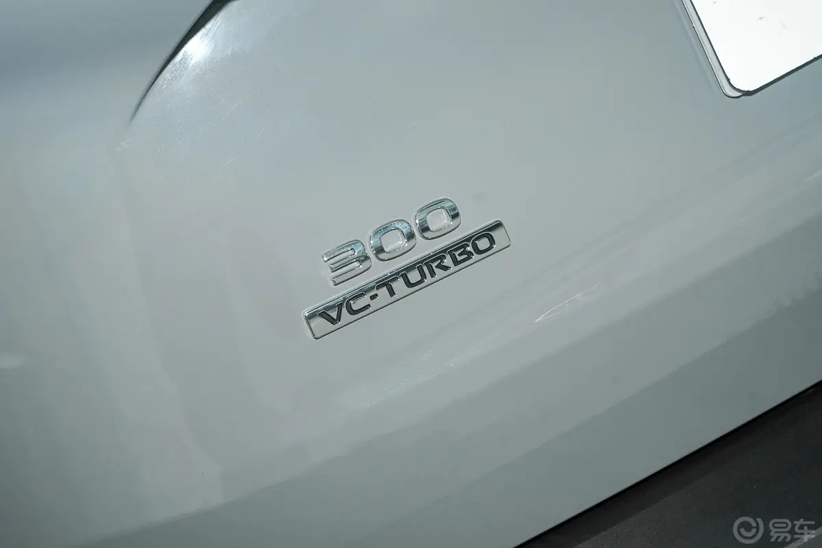 奇骏VC-Turbo 300 两驱豪华版 5座外观细节