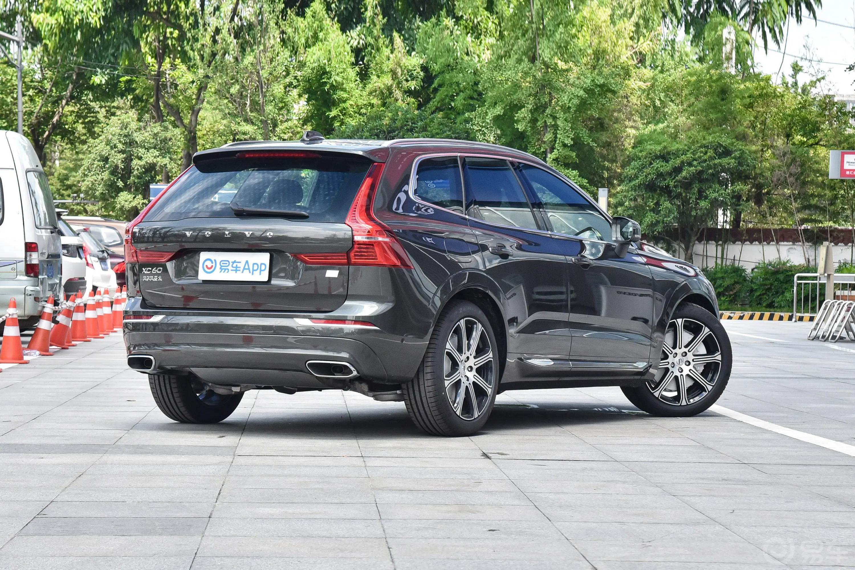 沃尔沃XC60新能源T8 智雅豪华版外观