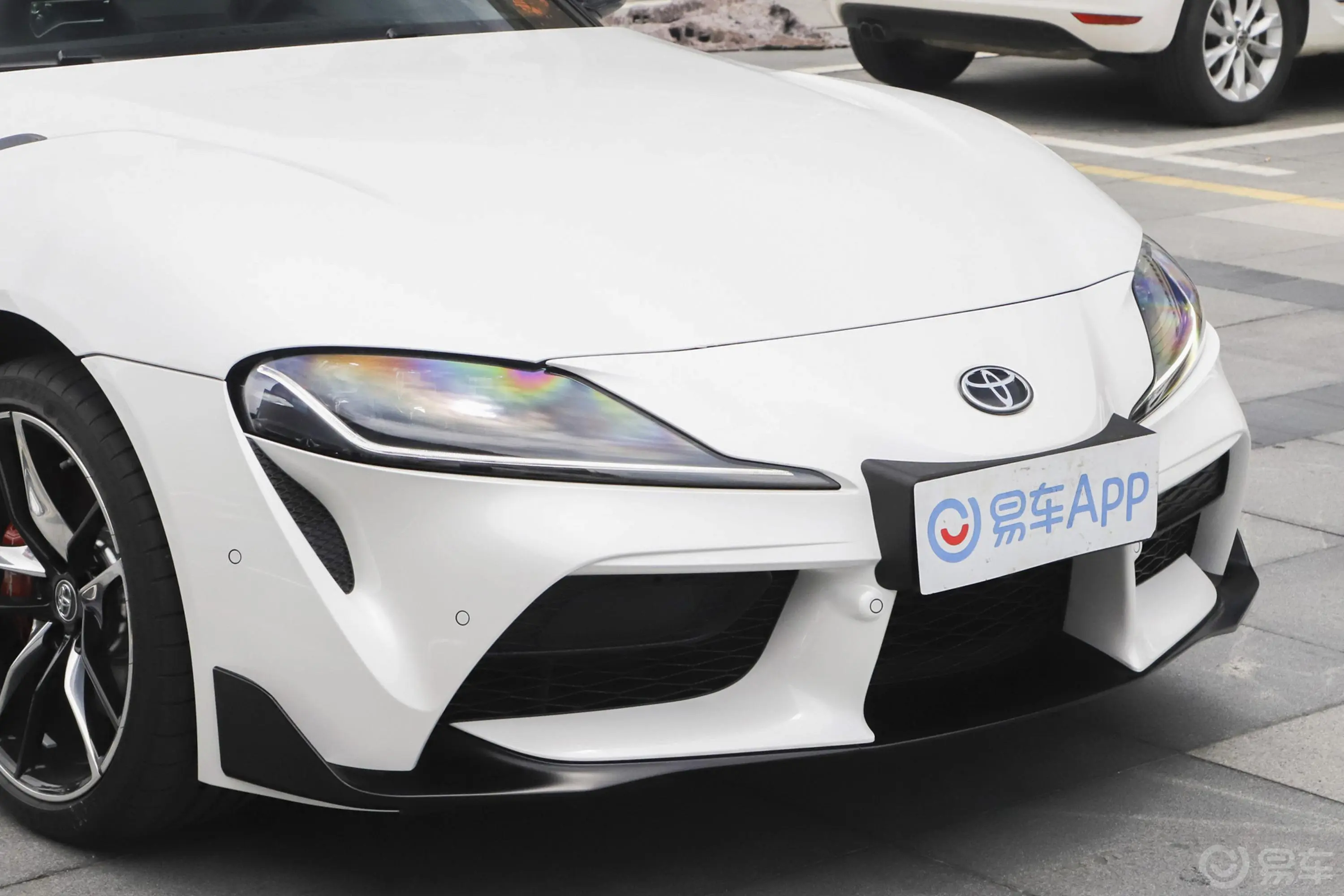 SUPRAGR SUPRA 3.0T 标准型外观