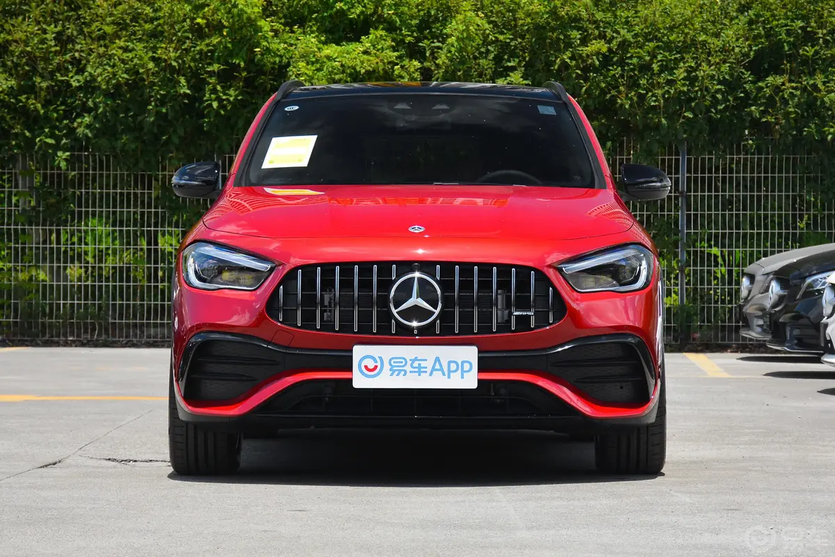 奔驰GLA AMGAMG GLA 35 4MATIC外观