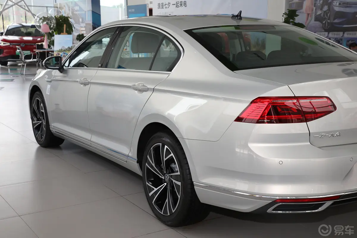 迈腾330TSI 30周年纪念型外观细节