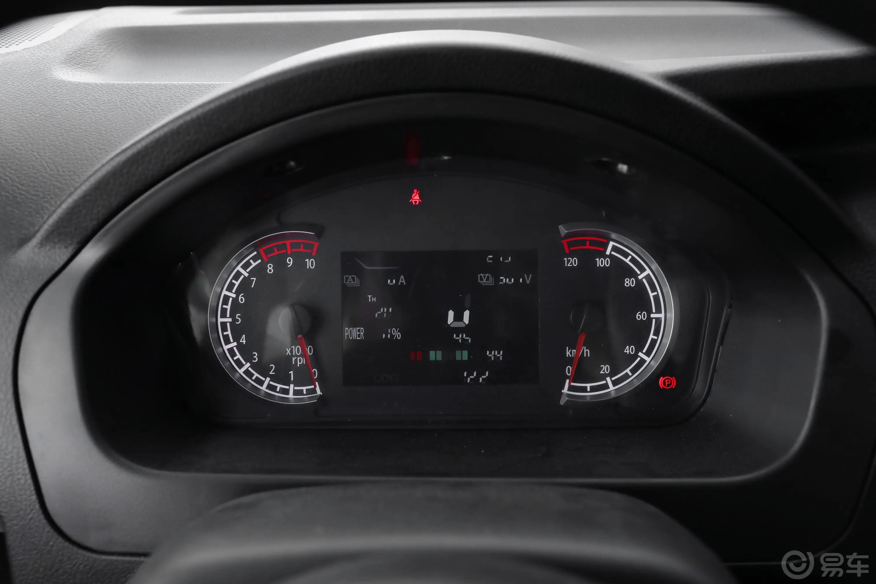 瑞驰新能源EK01S厢式车 31.25kWh 标准版仪表盘