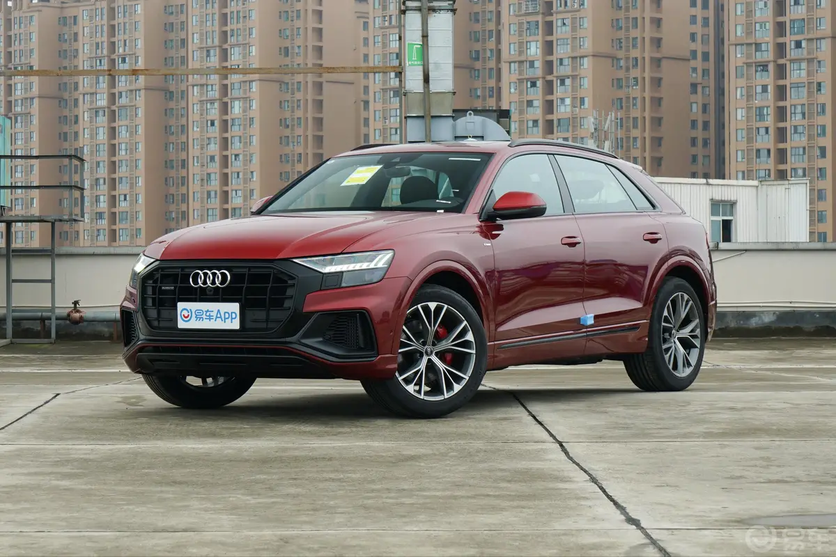 奥迪Q855 TFSI quattro 臻选动感型外观