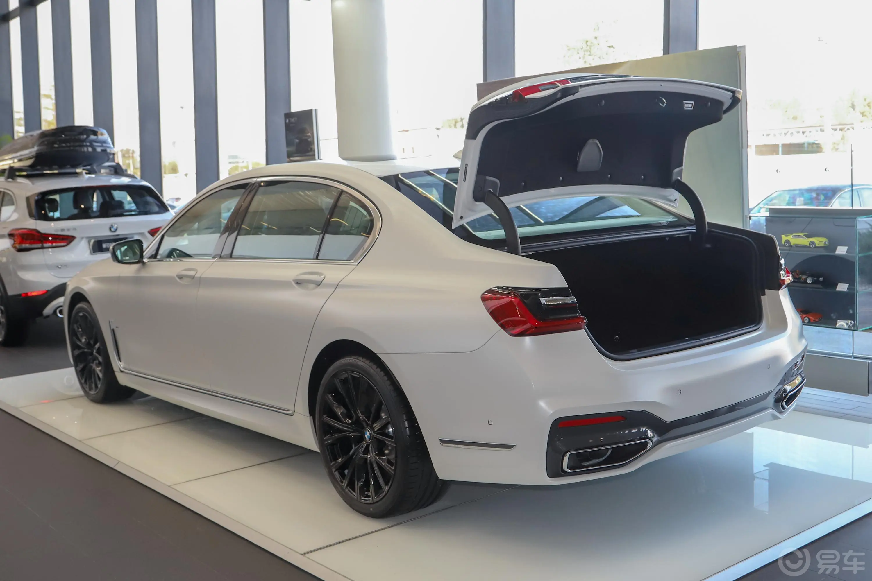 宝马7系740Li xDrive 行政型 M运动套装空间