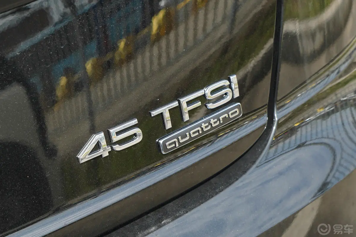 奥迪Q845 TFSI quattro 豪华动感型外观细节