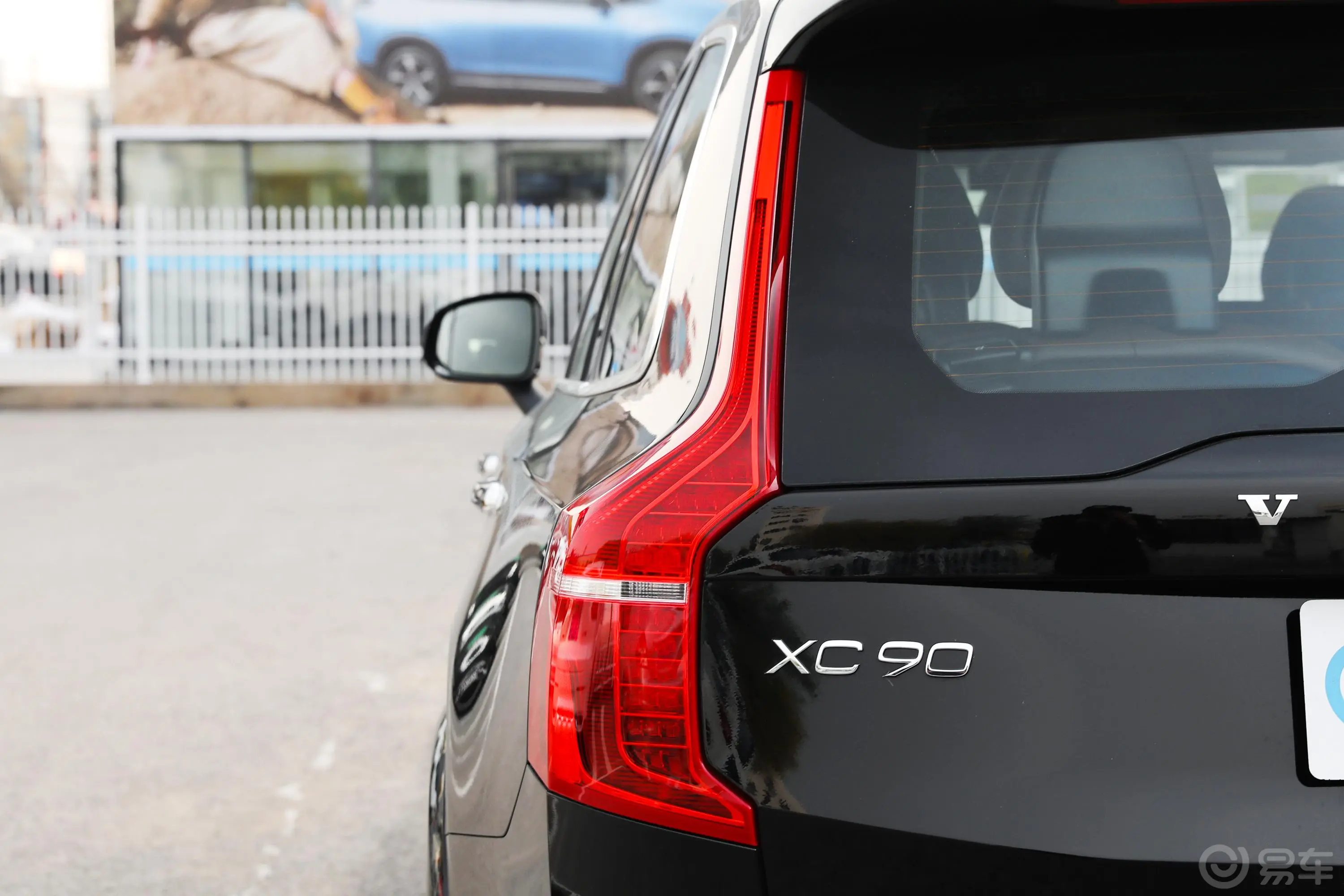 沃尔沃XC90新能源RECHARGE T8 智尊豪华版外观