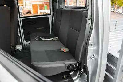 2021款 神骐T30 1.6L 双排3.01米标准车舒适型空间