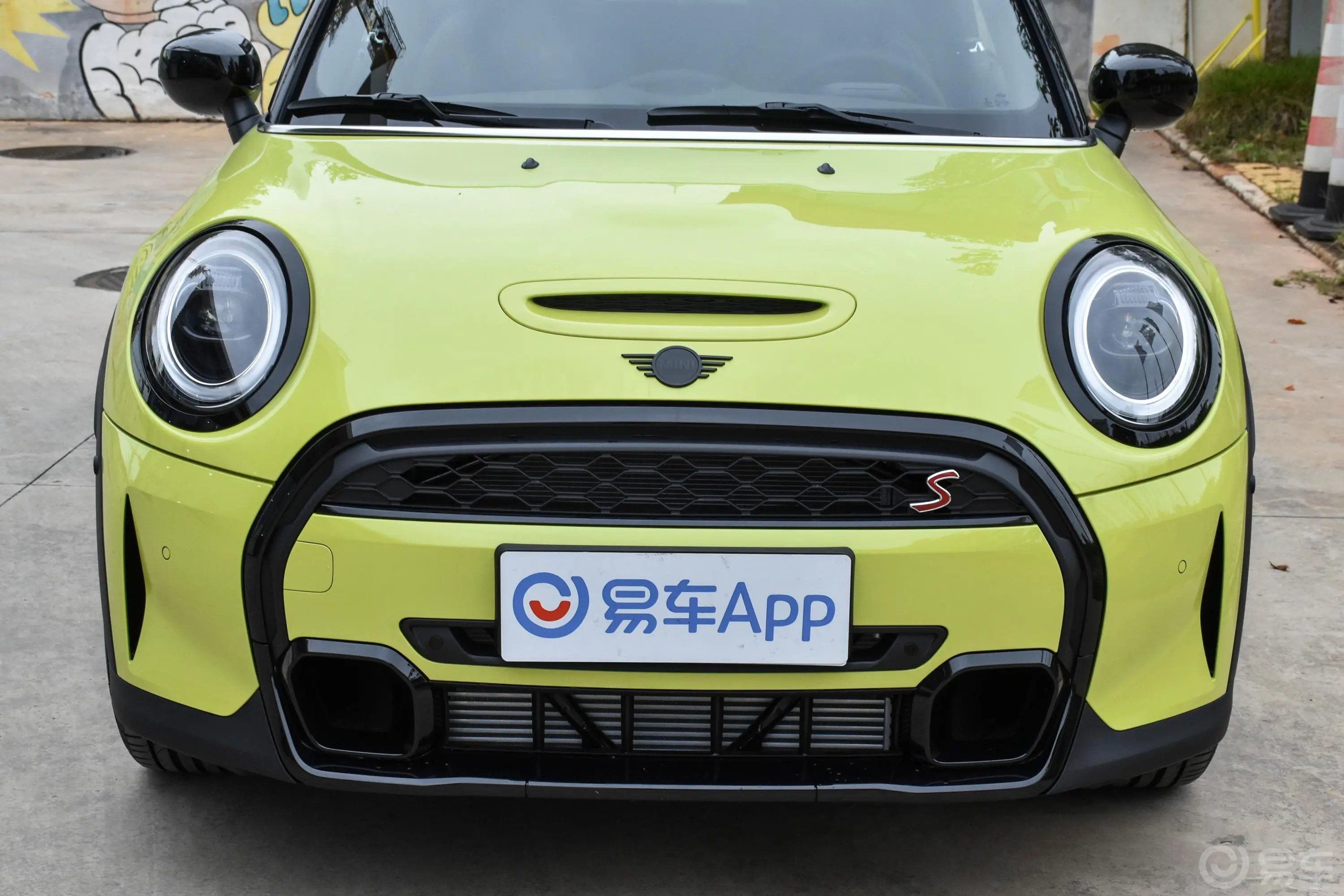 MINI CABRIO改款 2.0T COOPER S CABRIO 经典派外观