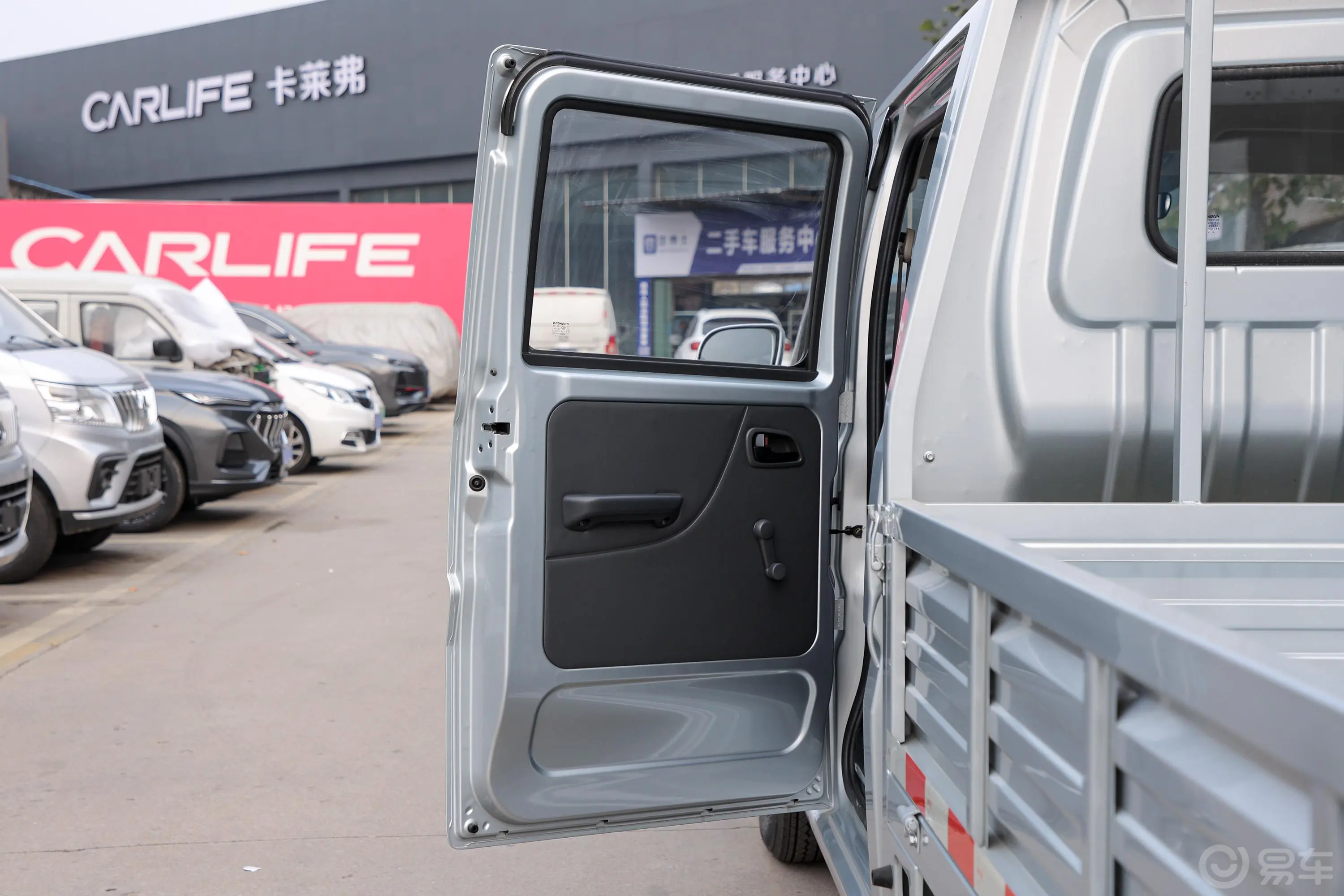 神骐T10载货车 1.5L 双排（995KG） 国VI驾驶员侧后车门