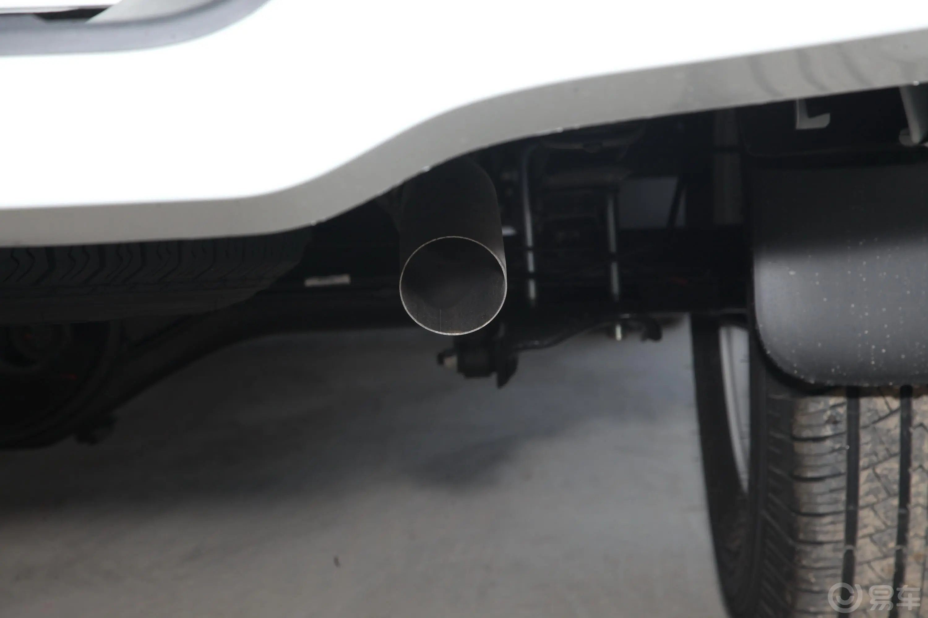 瑞迈2.8T 两驱长轴舒适版 柴油外观细节