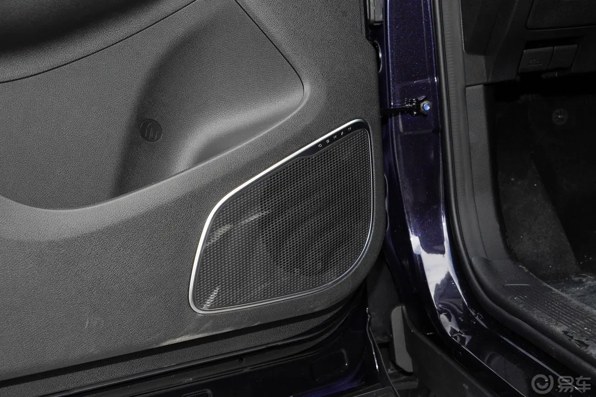 长安欧尚X7 PLUS蓝鲸版 1.5T 双离合豪华型 5座音响和品牌