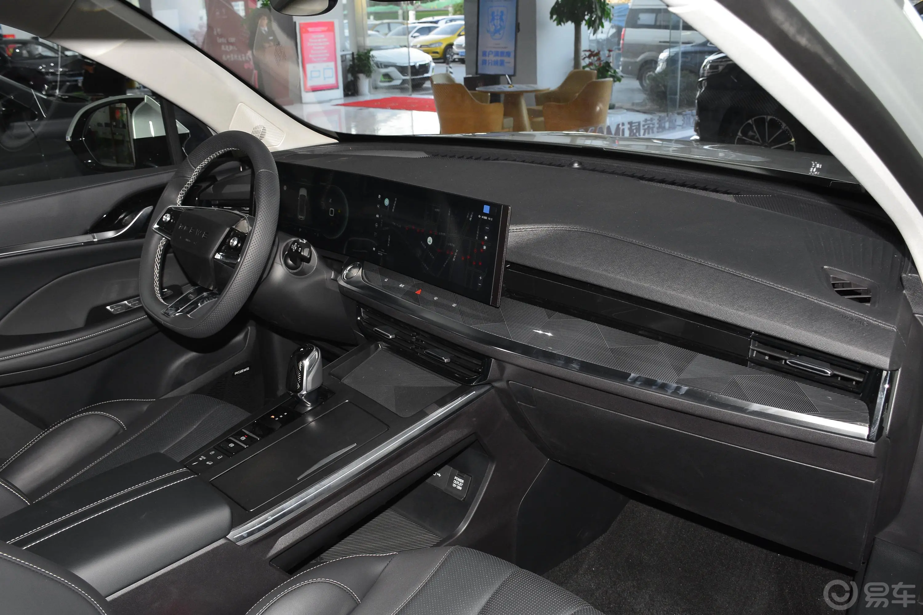 荣威RX5 MAX1.5T 有为尊贵版内饰全景副驾驶员方向