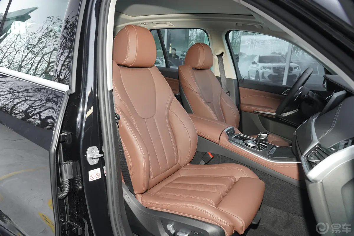 宝马X5(进口)xDrive30i M运动套装副驾驶座椅