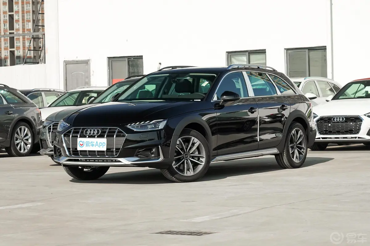 奥迪A4(进口)allroad quattro侧前45度车头向左水平