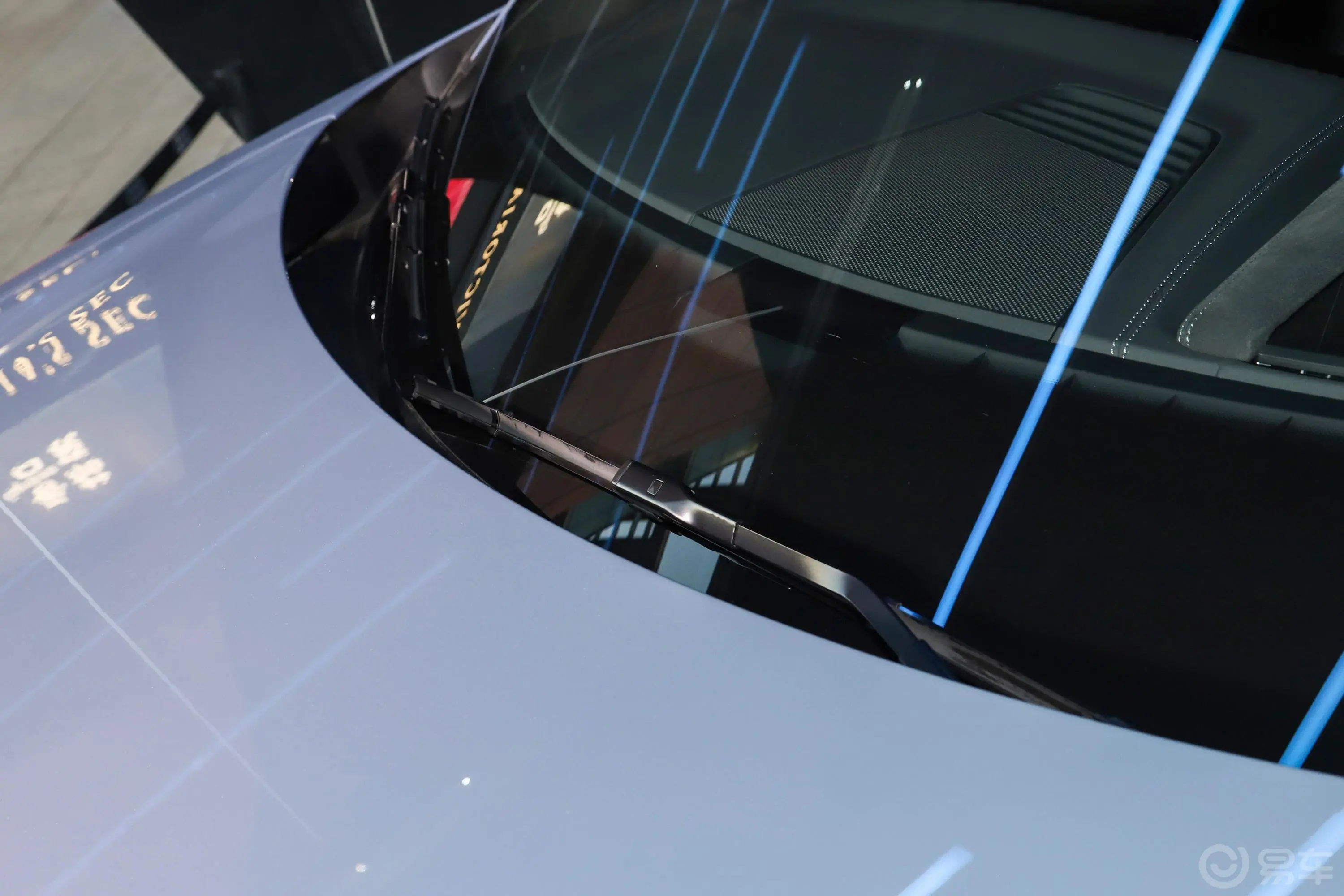 奥迪RS e-tron GT顶配版雨刷器