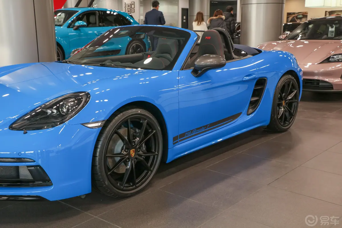 保时捷718Boxster T 2.0T外观