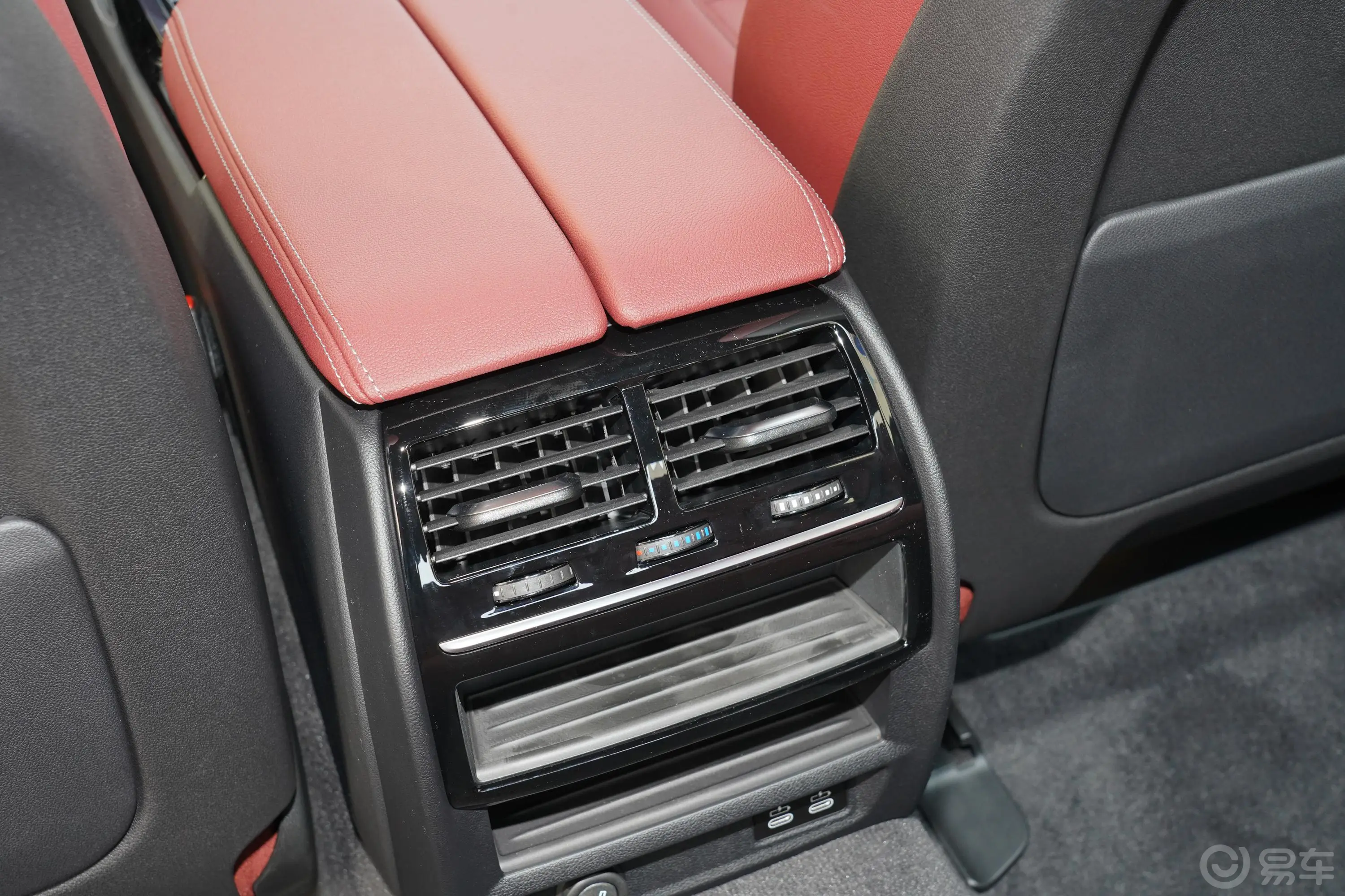 宝马5系改款 530Li xDrive M运动套装空间