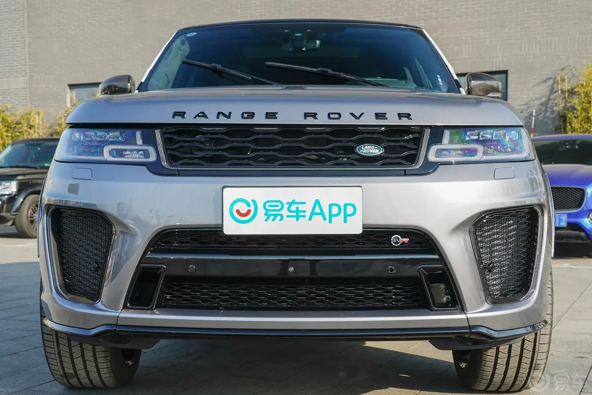 揽胜运动版5.0 V8 SVR外观