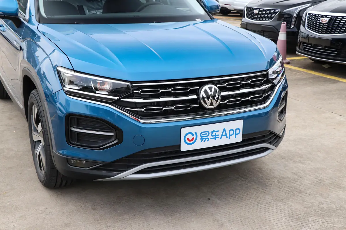 探岳330TSI 两驱豪华智联版外观