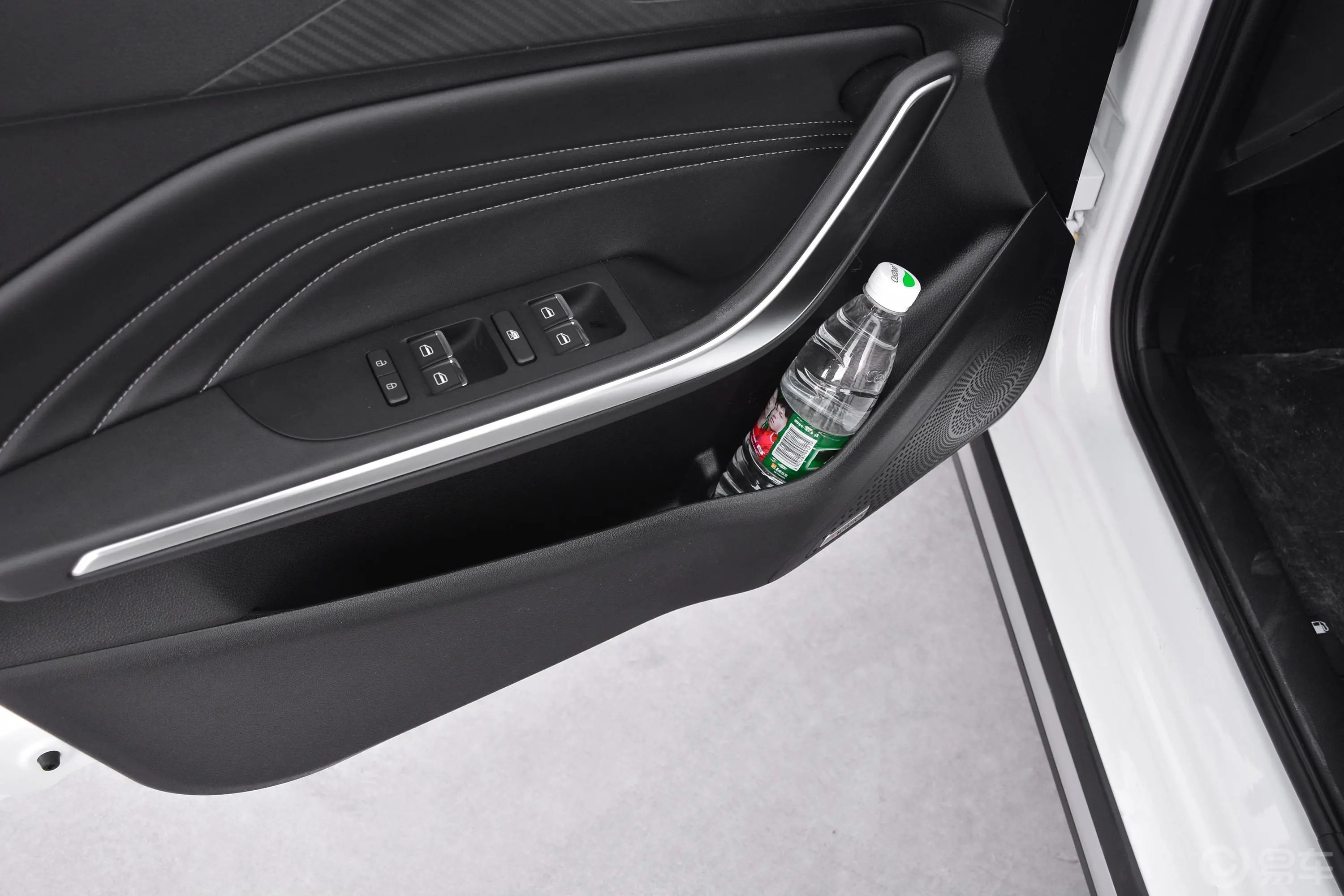 瑞虎3x钻石版 1.5L CVT 西伯利亚版内饰
