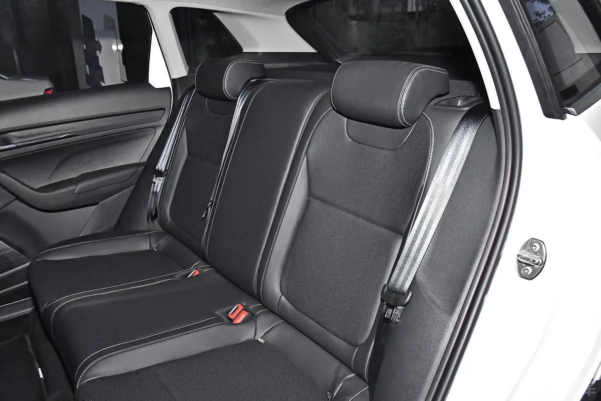 柯米克GT 1.5L 自动舒适版后备厢空间特写