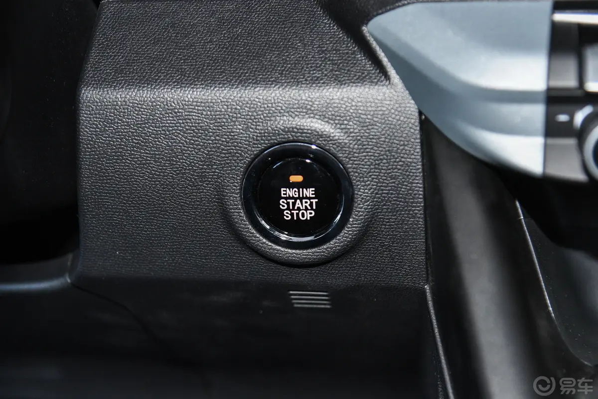凯程F702.5T 手动 四驱 长轴 卓越版 柴油钥匙孔或一键启动按键