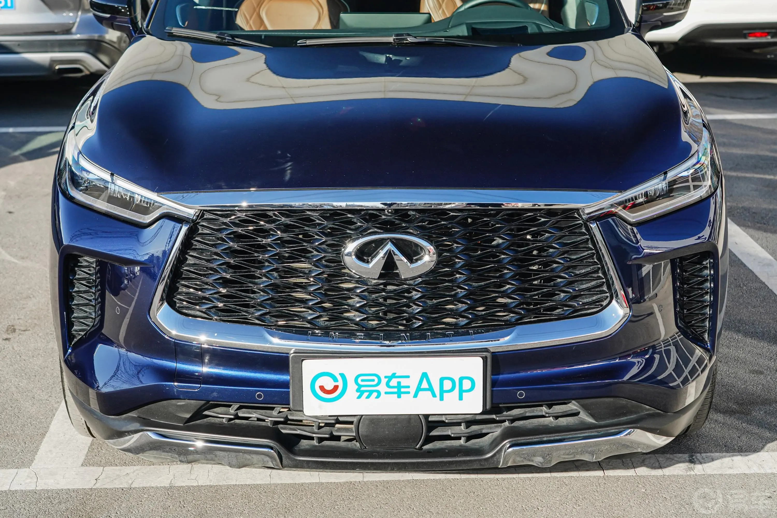 英菲尼迪QX602.0T 手自一体 四驱 旗舰版外观细节