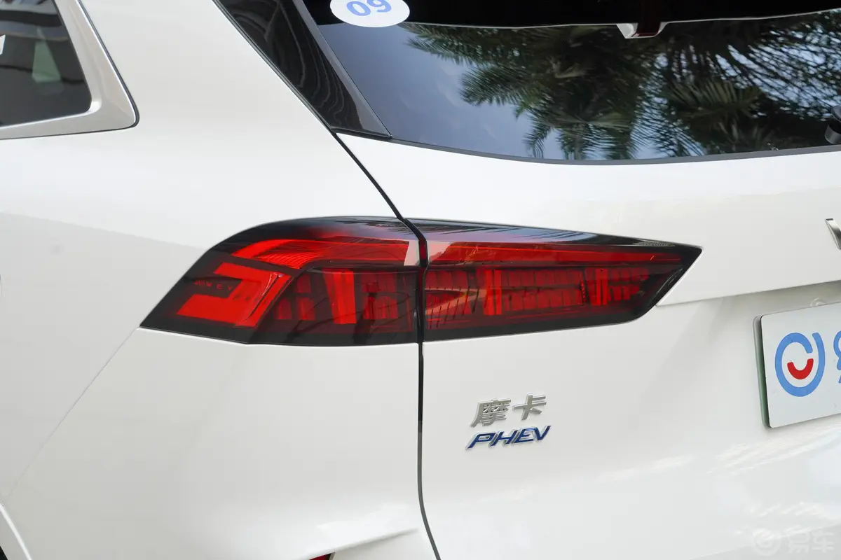 摩卡PHEV1.5T 204km 0焦虑智享版外观灯组