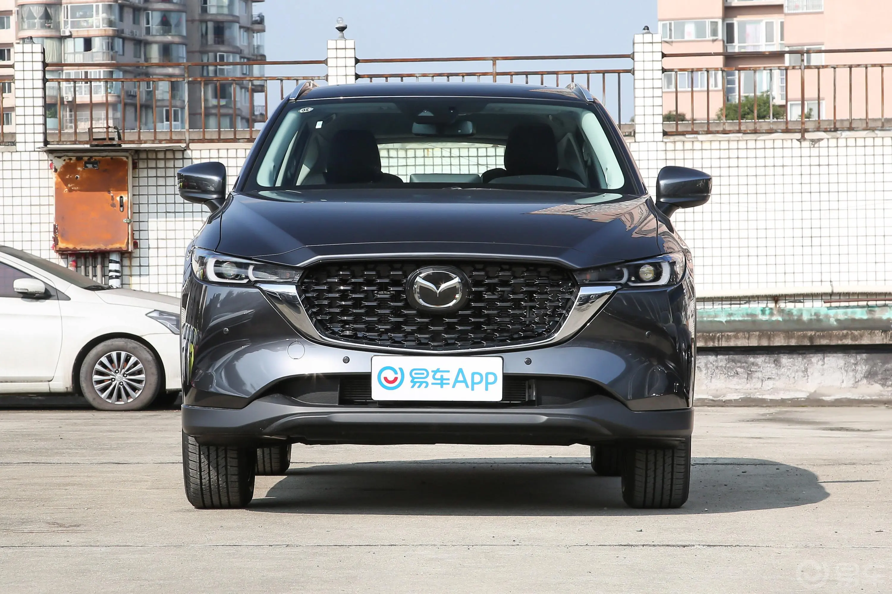 马自达CX-52.5L 两驱智慧型正前水平