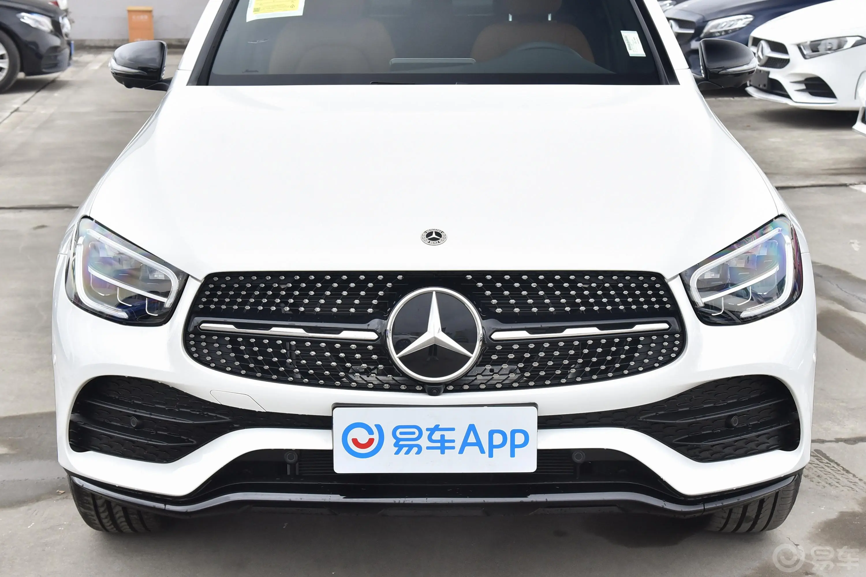 奔驰GLC轿跑改款 GLC 300 4MATIC 轿跑SUV外观