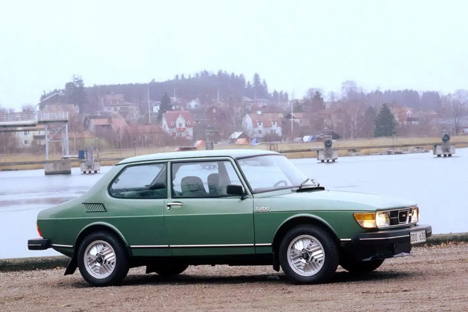 Saab 99