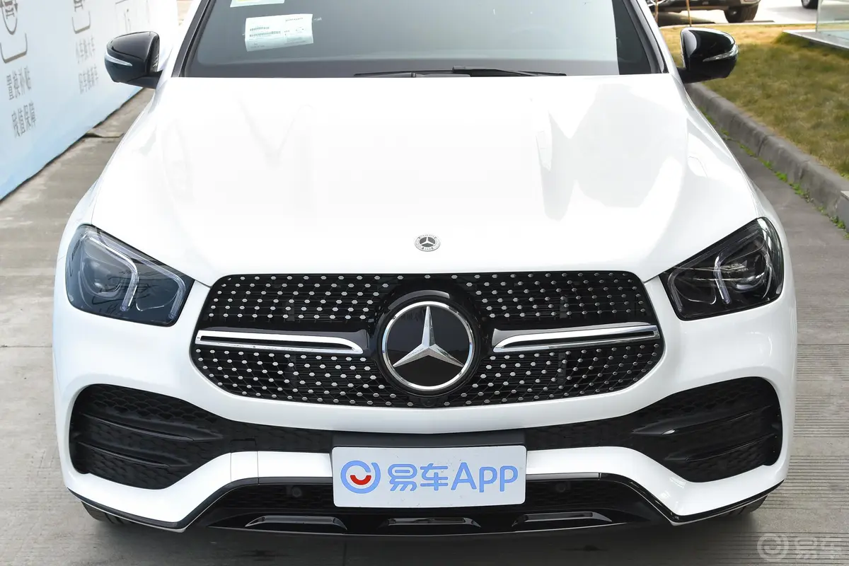 奔驰GLE轿跑GLE 450 4MATIC 轿跑SUV 豪华型外观