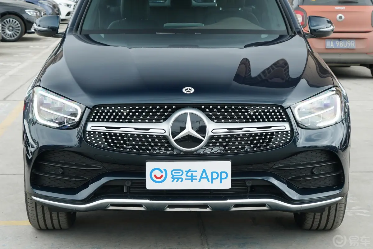 奔驰GLCGLC 300 L 4MATIC 动感型臻藏版外观