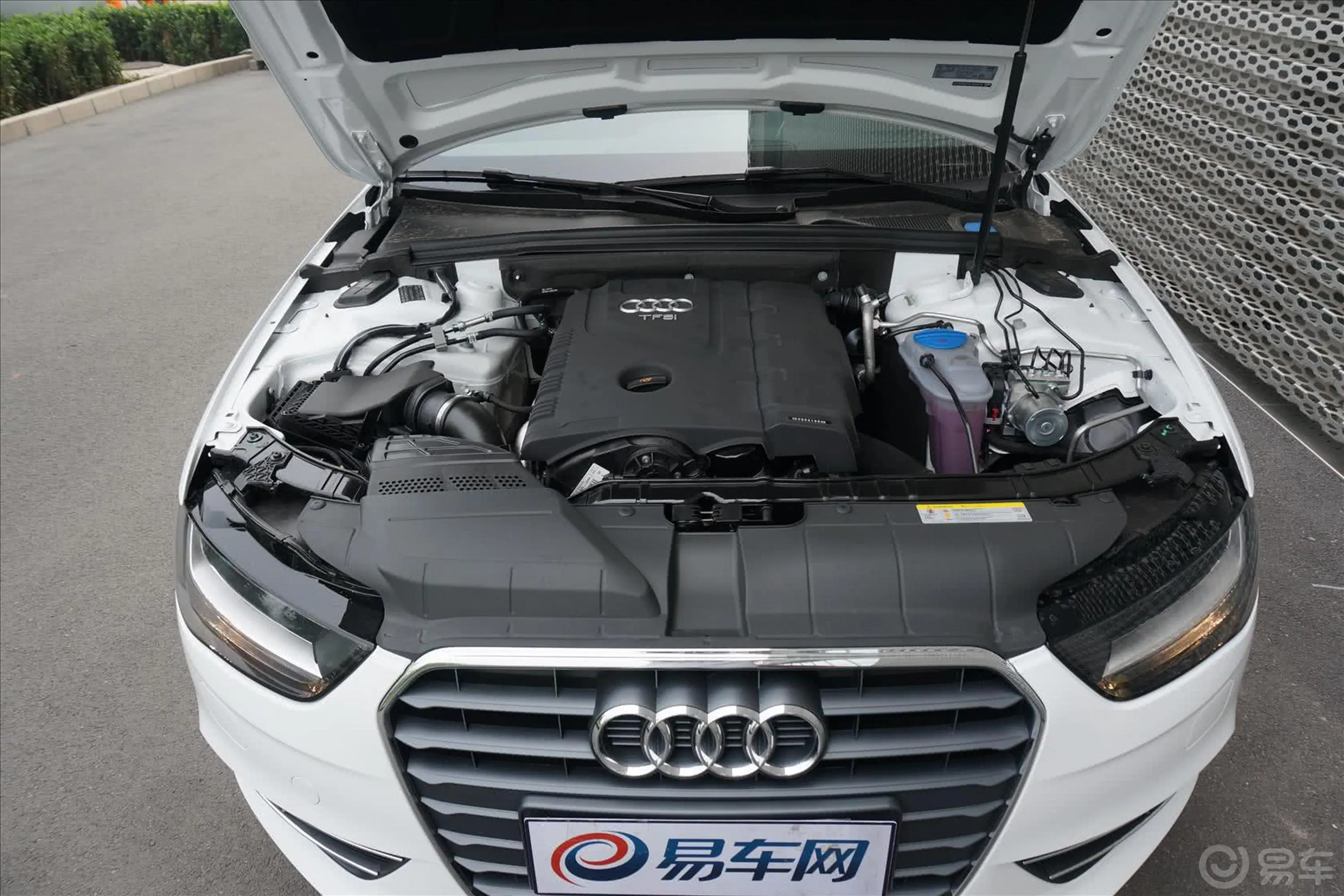 奥迪A4L30 TFSI 自动 舒适型外观