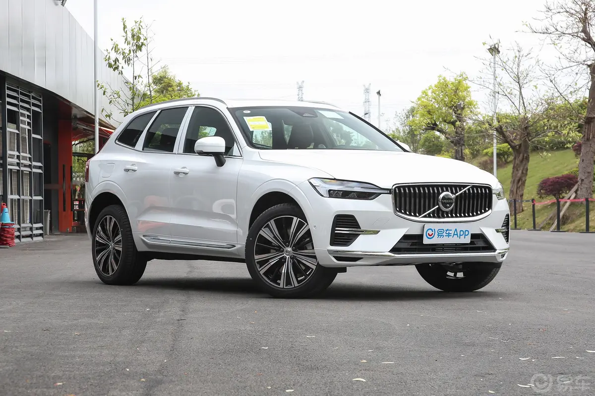 沃尔沃XC60新能源改款 T8 长续航 智雅豪华版外观