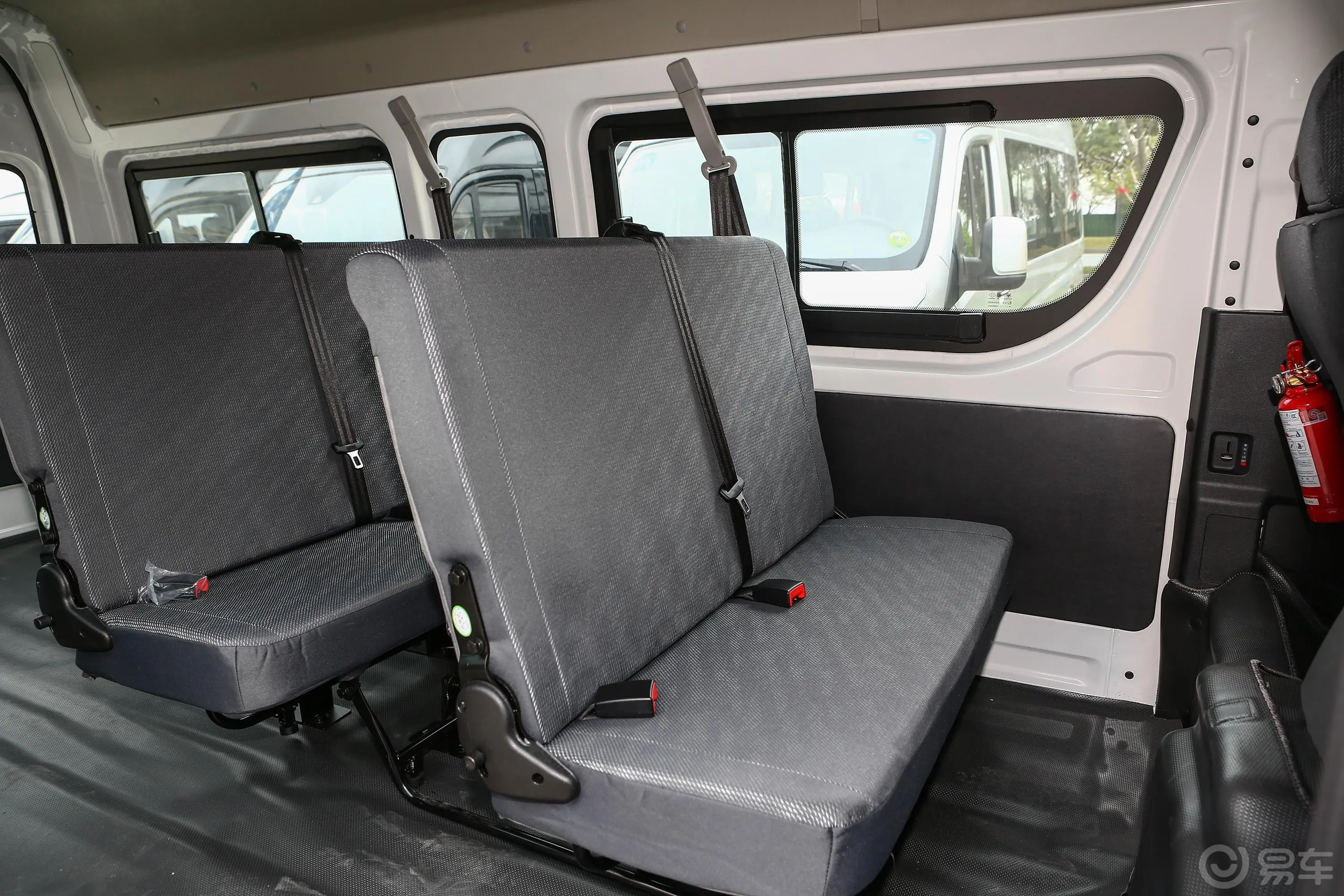 风景G7商运版 2.4L 长轴高顶明窗 6座 汽油第三排座椅