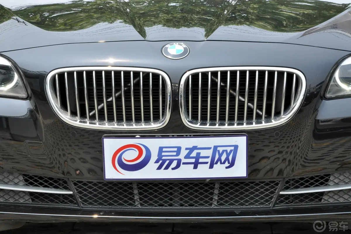 宝马5系530Li 豪华型外观