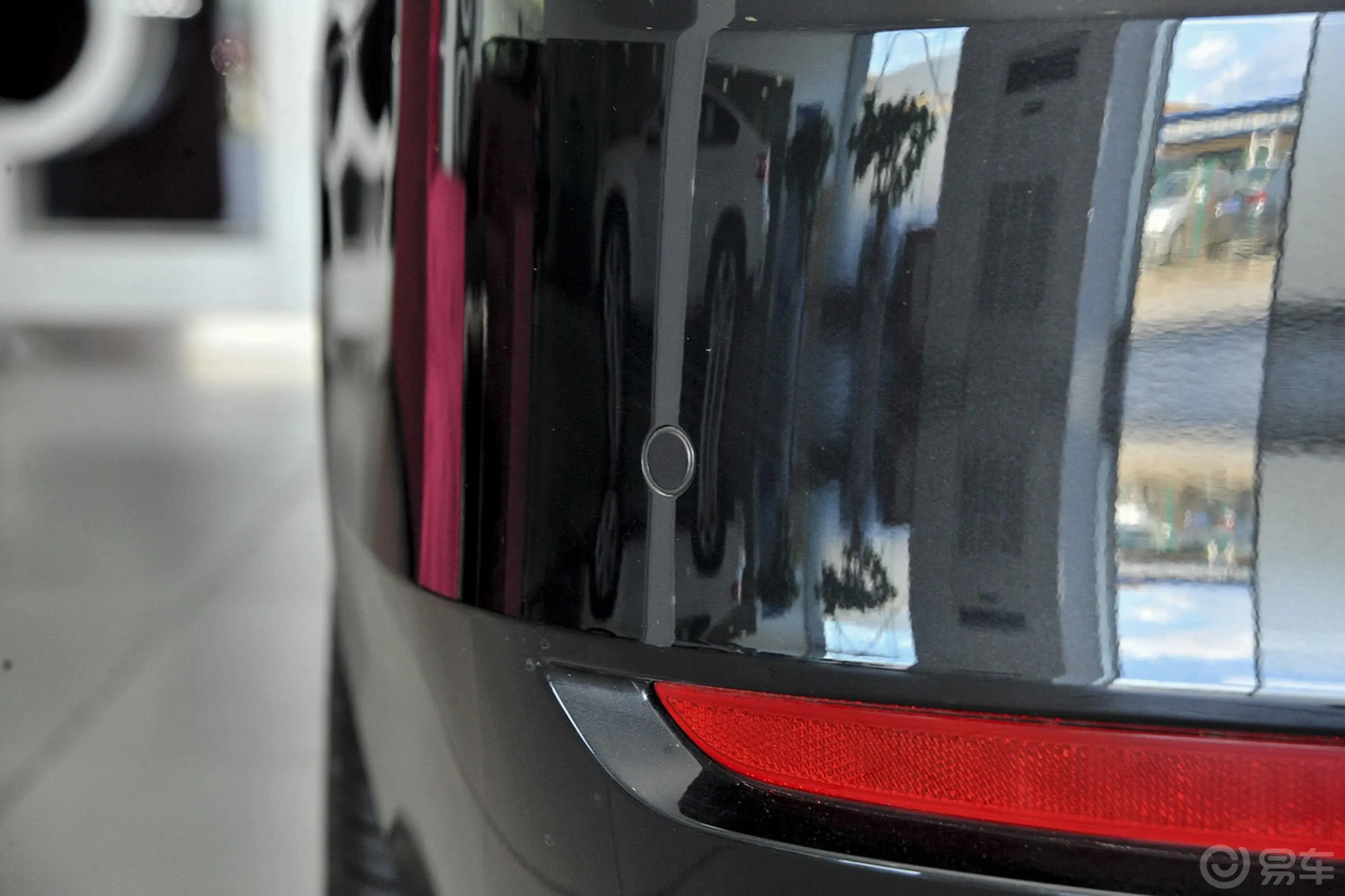 宝马5系528Li xDrive 豪华设计套装外观