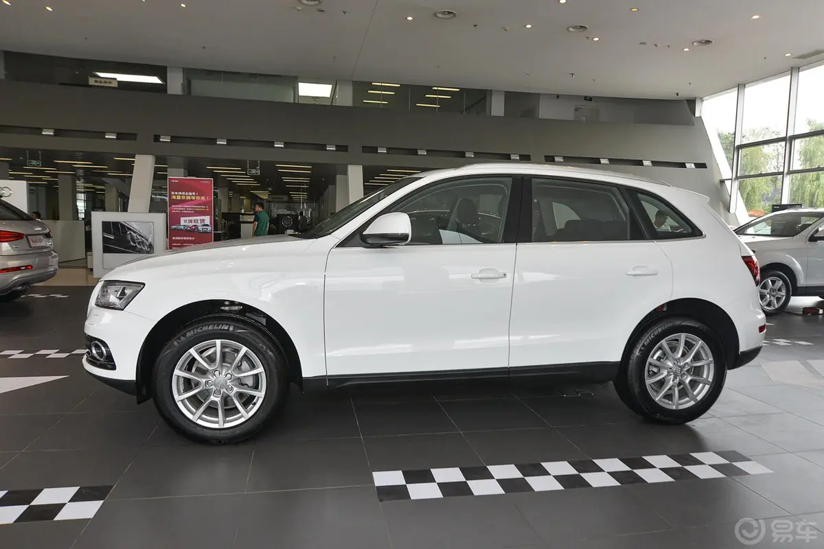 奥迪Q540TFSI 进取型外观