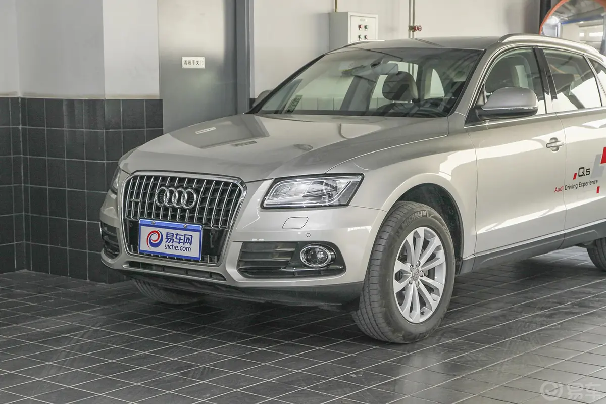 奥迪Q540TFSI 技术型外观