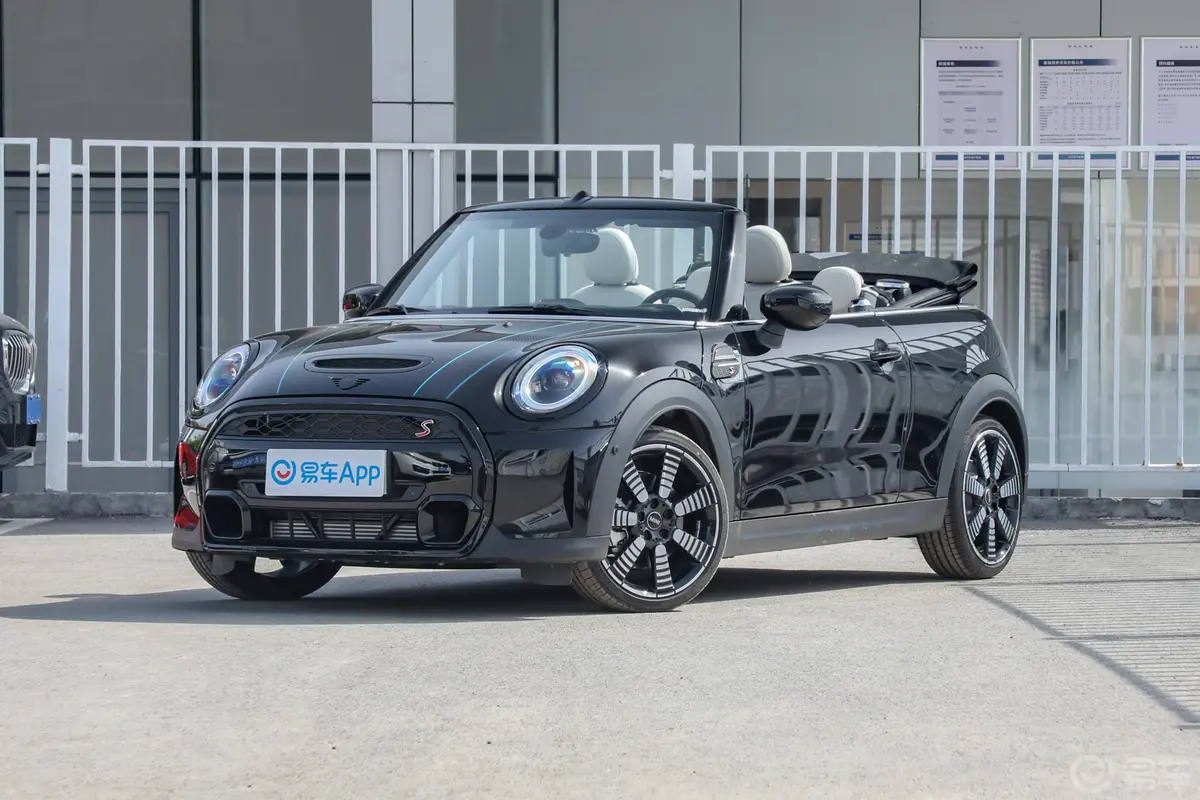 MINI CABRIO改款 2.0T COOPER S CABRIO Sidewalk外观