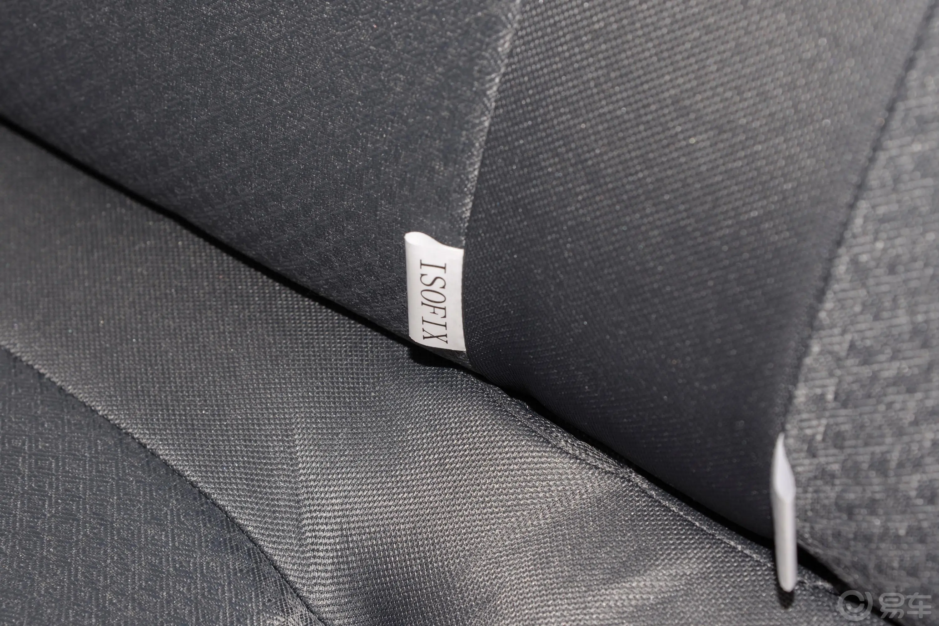 五菱荣光EV300km 客车版基本型 鹏辉电池 7座儿童座椅接口