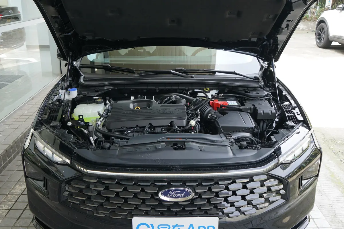 蒙迪欧EcoBoost 245 至尊型外观