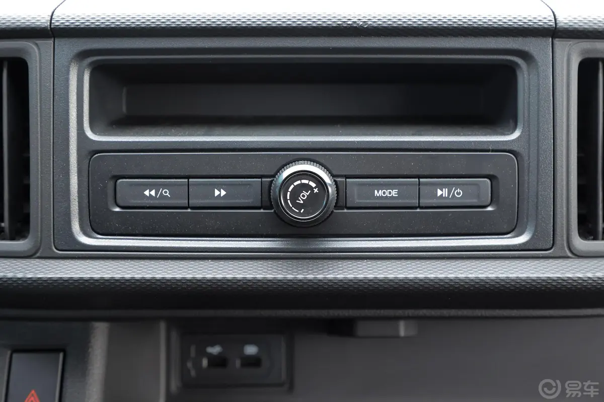 开瑞X61.6L 手动 单排舒适型箱货音响