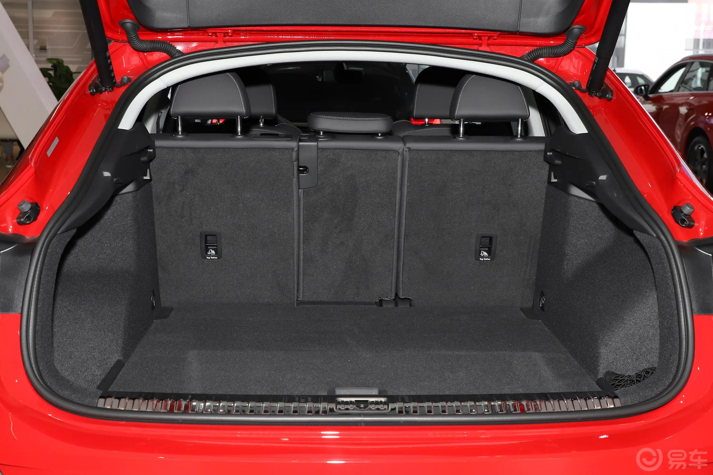 奥迪Q3 Sportback40 TFSI 时尚型空间