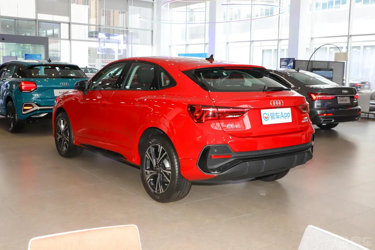 奥迪Q3 Sportback40 TFSI 时尚型外观