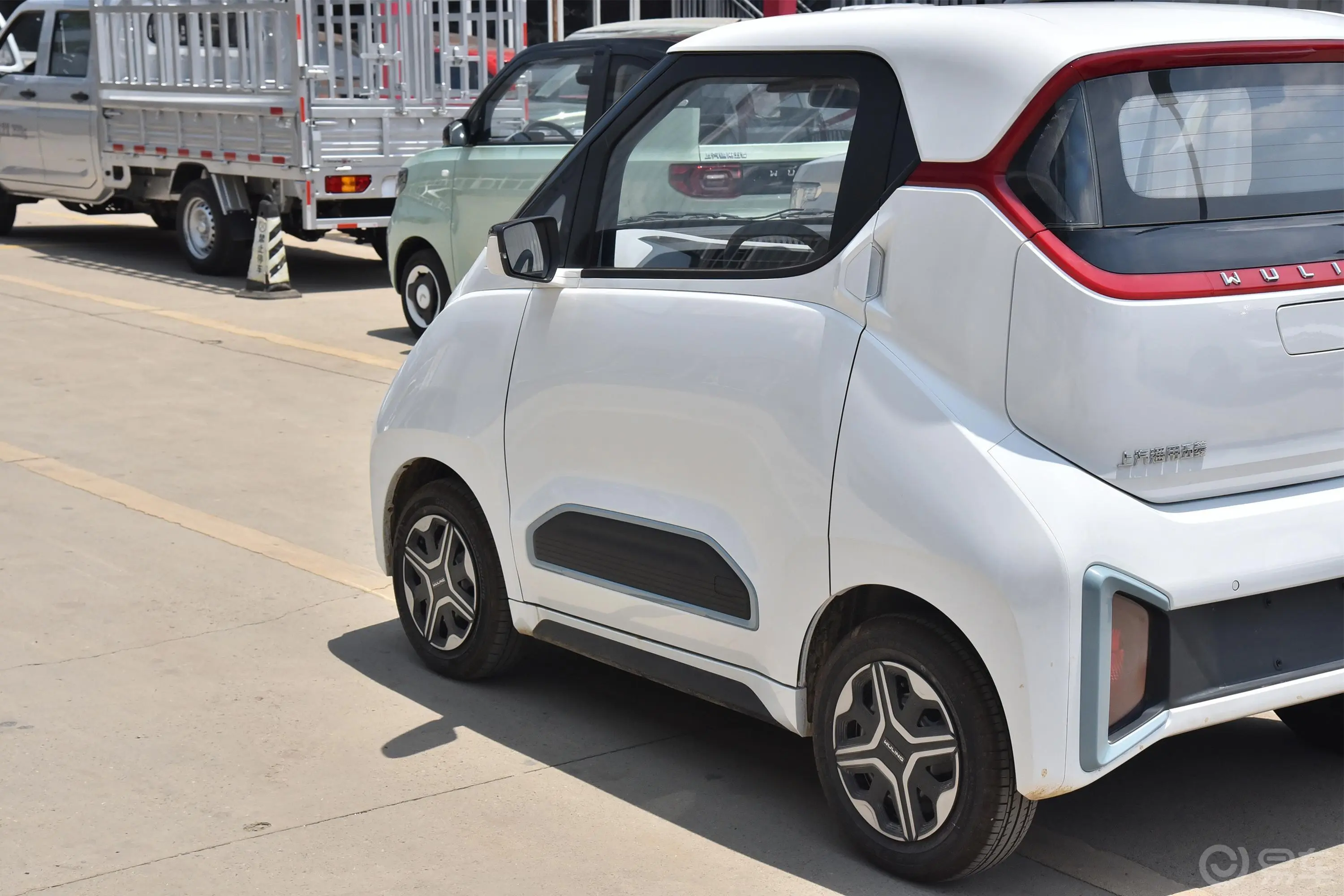 五菱NanoEV305km 高功率版玩乐款外观细节