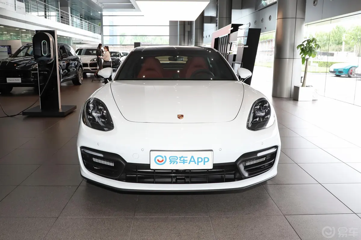 Panamera E-HybridPanamera 4 E-Hybrid 铂金版 2.9T正前水平