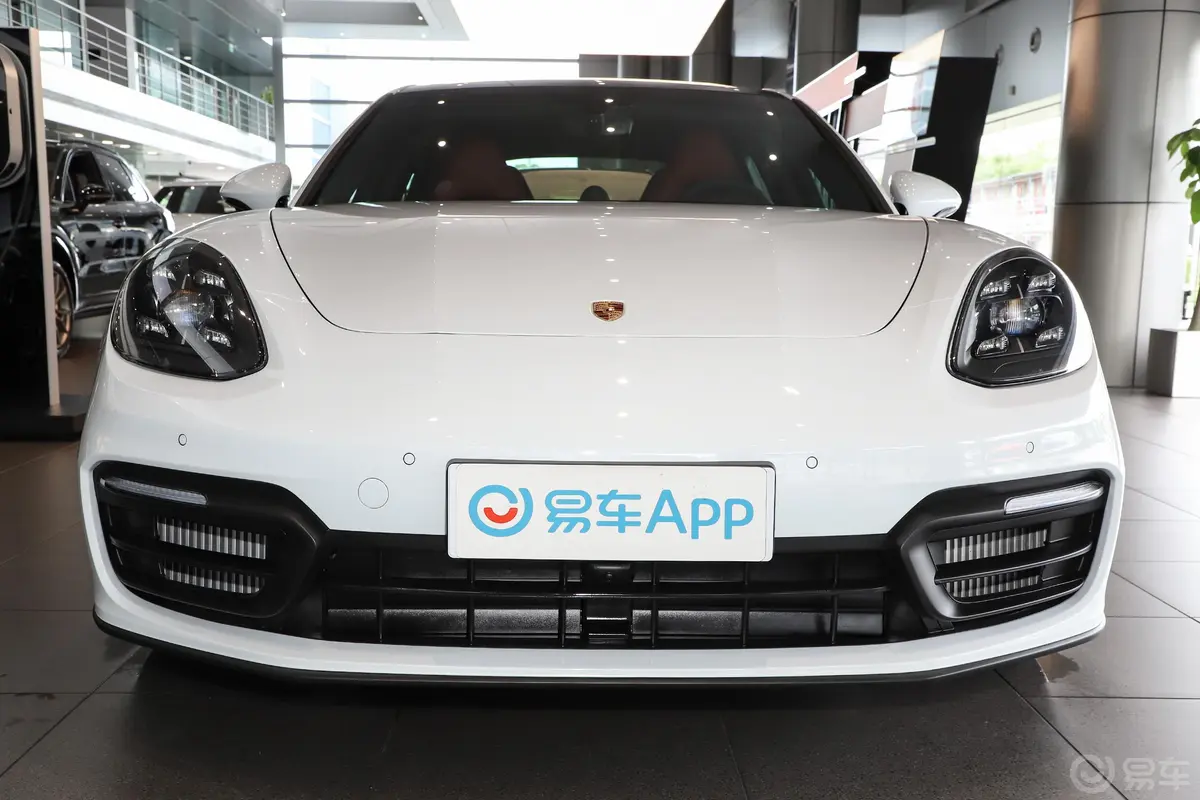 Panamera E-HybridPanamera 4 E-Hybrid 铂金版 2.9T外观