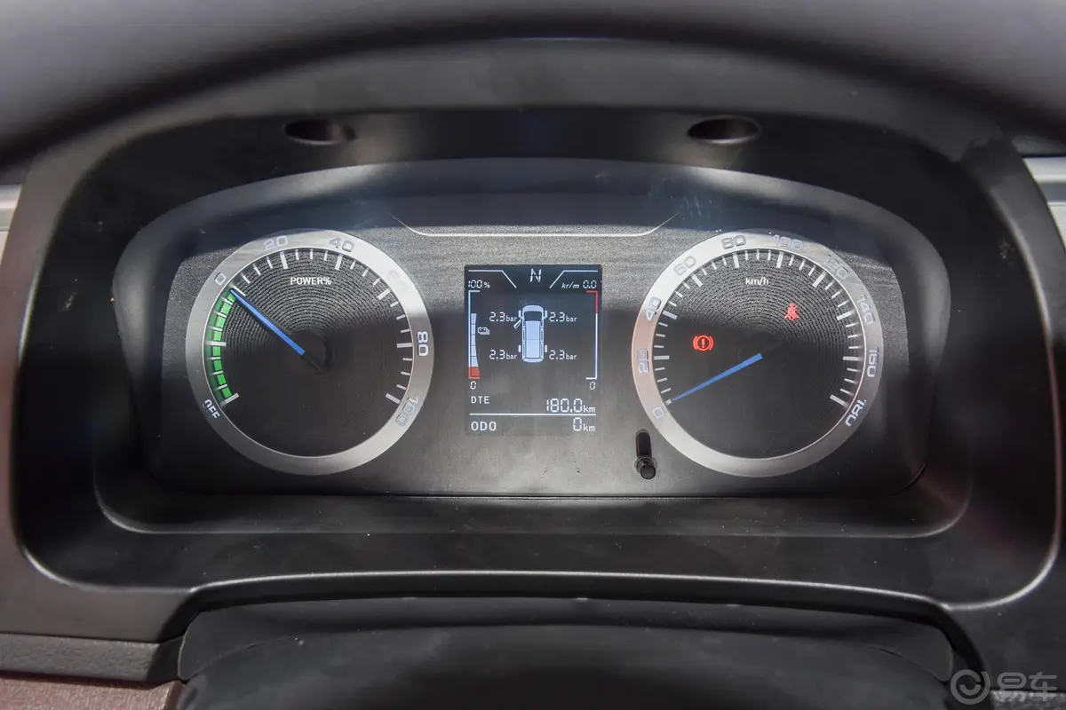 博腾V2 EV封窗厢货 标准型 宁德时代电池仪表盘